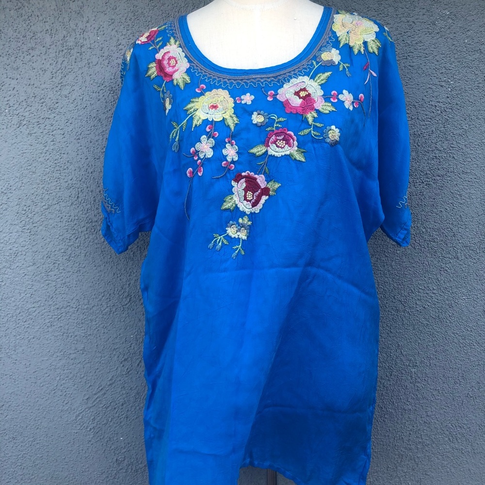 Johnny Was embroidered tunic size s